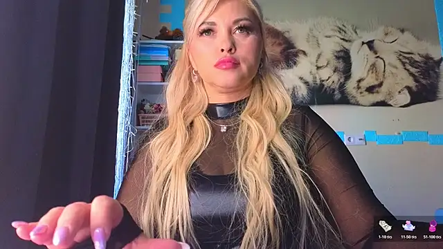 Snapshot of Snow_Goddess chatting on 05-17-26, 01:58 Snow Goddess online show from 05-17-26, 01:58
