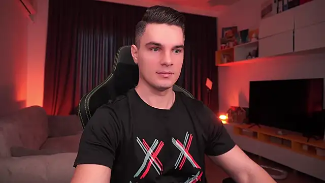 Snapshot of billypassion chatting on 01-18-25, 06:56 billypassion online show from 01-18-25, 06:56