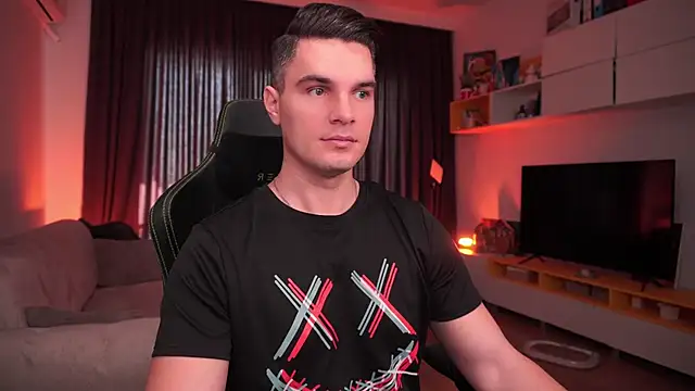 Snapshot of billypassion chatting on 01-18-25, 11:00 billypassion online show from 01-18-25, 11:00