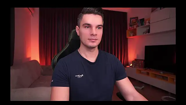 Snapshot of billypassion chatting on 01-27-25, 06:30 billypassion online show from 01-27-25, 06:30