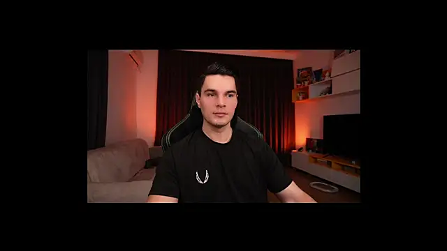 Snapshot of billypassion chatting on 02-04-25, 04:59 billypassion online show from 02-04-25, 04:59