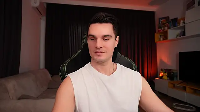 Snapshot of billypassion chatting on 02-07-25, 07:40 billypassion online show from 02-07-25, 07:40