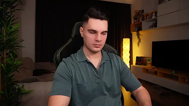 Snapshot of billypassion chatting on 02-15-25, 05:30 billypassion online show from 02-15-25, 05:30