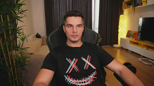 Snapshot of billypassion chatting on 09-15-25, 07:52 billypassion online show from 09-15-25, 07:52