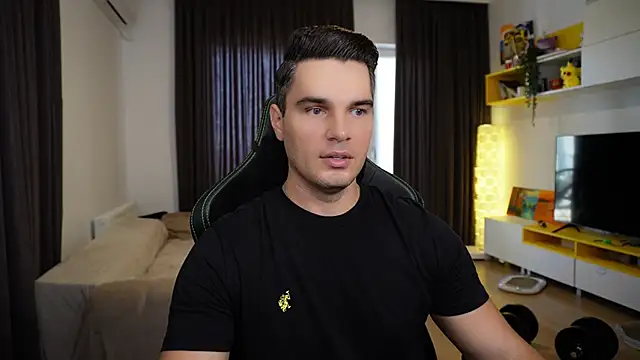 Snapshot of billypassion chatting on 09-19-25, 11:33 billypassion online show from 09-19-25, 11:33