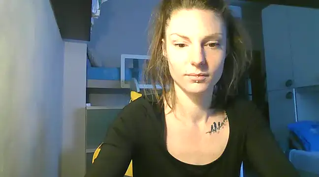 Feli blue online show from 12-04-24, 08:56