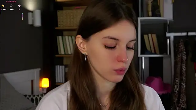 Snapshot of DarylBarks chatting on 09-27-25, 12:59 DarylBarks online show from 09-27-25, 12:59