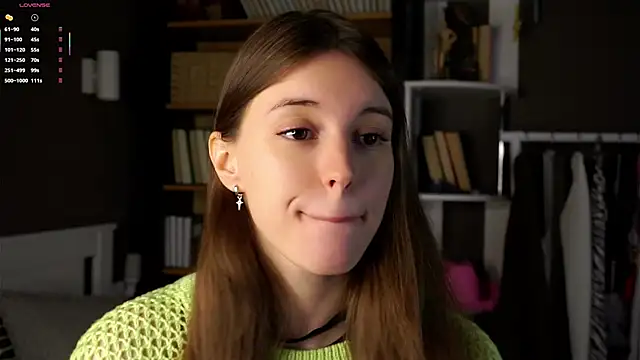 Snapshot of DarylBarks chatting on 10-10-25, 01:04 DarylBarks online show from 10-10-25, 01:04