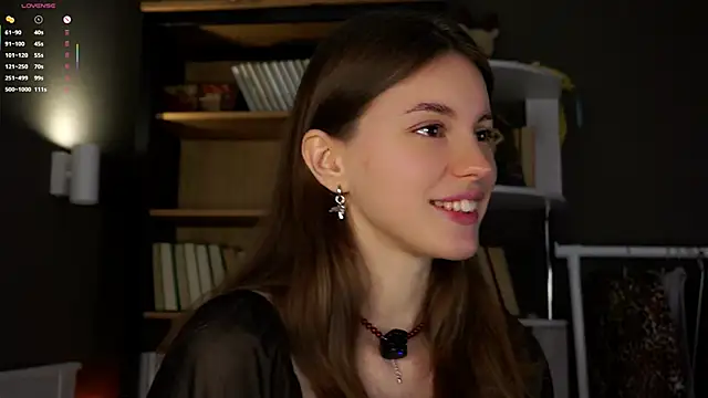 Snapshot of DarylBarks chatting on 10-17-25, 12:14 DarylBarks online show from 10-17-25, 12:14