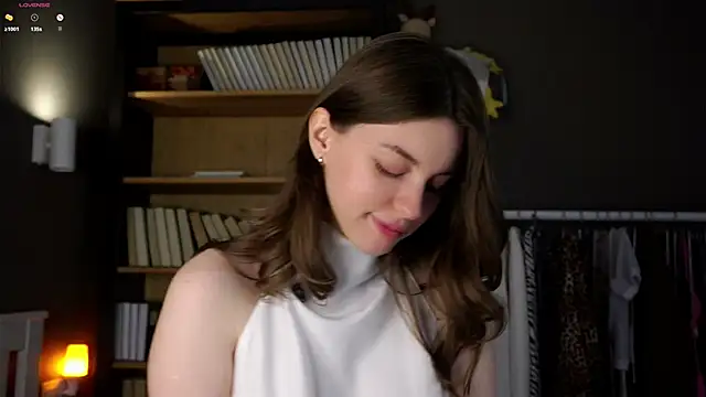 Snapshot of DarylBarks chatting on 10-24-25, 01:03 DarylBarks online show from 10-24-25, 01:03