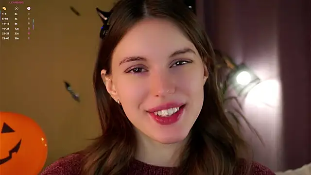 Snapshot of DarylBarks chatting on 10-30-25, 12:56 DarylBarks online show from 10-30-25, 12:56