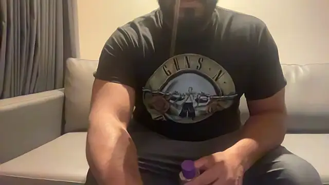 Snapshot of Bbcfun44 chatting on 09-22-25, 11:29 Bbcfun44 online show from 09-22-25, 11:29