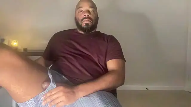 Snapshot of Bbcfun44 chatting on 11-11-25, 10:37 Bbcfun44 online show from 11-11-25, 10:37