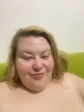 Snapshot of Busty-BBW-Emilie chatting on 01-01-25, 12:21 Busty-BBW-Emilie online show from 01-01-25, 12:21
