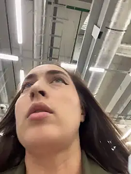 Holly Play online show from 10-03-25, 07:05