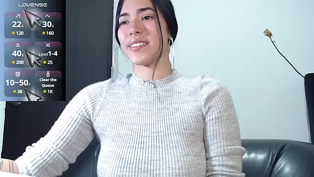 Snapshot of LESLIEBLACK_ chatting on 01-29-25, 11:46 LESLIEBLACK online show from 01-29-25, 11:46