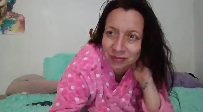 Snapshot of milfevha chatting on 01-29-25, 03:33 milfevha online show from 01-29-25, 03:33