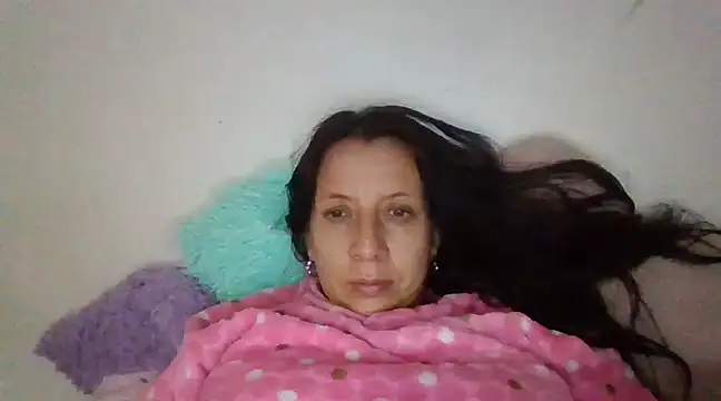 Snapshot of milfevha chatting on 03-19-25, 11:36 milfevha online show from 03-19-25, 11:36