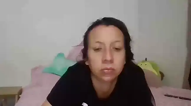 Snapshot of milfevha chatting on 03-21-25, 11:23 milfevha online show from 03-21-25, 11:23