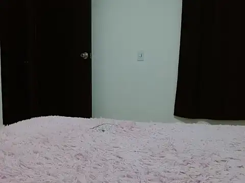 Snapshot of milfevha chatting on 09-09-25, 12:54 milfevha online show from 09-09-25, 12:54