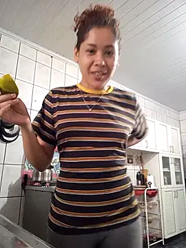 Snapshot of Caccau_scorpion chatting on 02-14-26, 01:52 Caccau scorpion online show from 02-14-26, 01:52