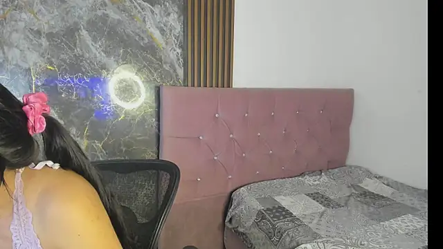 nicol jone1 online show from 07-23-26, 01:58