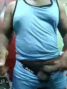 Snapshot of ShelfyOfferer chatting on 09-28-25, 10:53 ShelfyOfferer online show from 09-28-25, 10:53