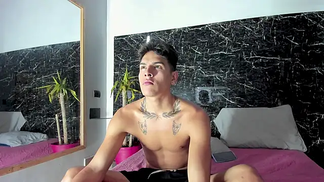 Couplehot  1 online show from 12-06-24, 03:30