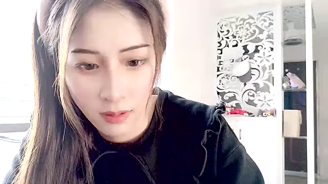 LaLaLiang online show from 01-06-25, 08:46