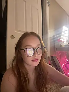 Snapshot of gingerbabe18 chatting on 02-16-25, 03:58 gingerbabe18 online show from 02-16-25, 03:58
