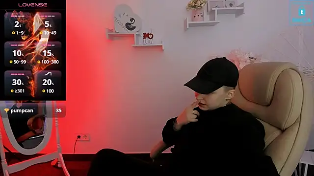 Dolly  Queen  online show from 02-07-25, 11:55