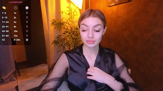Snapshot of Ella_Milla chatting on 01-09-25, 05:34 Ella Milla online show from 01-09-25, 05:34