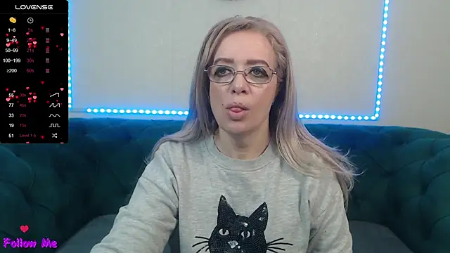 IvanaCharm online show from 03-10-25, 04:28