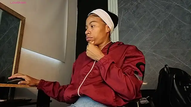 YummyDuooo online show from 12-04-25, 11:52