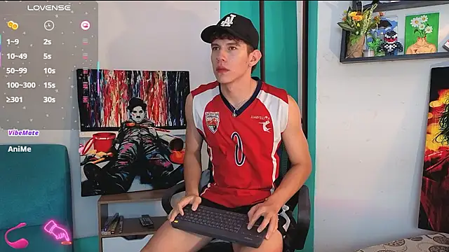 Snapshot of flowers18 chatting on 02-28-26, 10:33 flowers18 online show from 02-28-26, 10:33