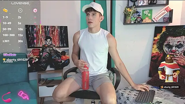 Snapshot of flowers18 chatting on 03-18-26, 12:47 flowers18 online show from 03-18-26, 12:47