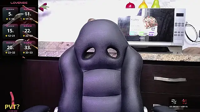 Snapshot of shantala_krisha chatting on 02-13-26, 07:32 shantala krisha online show from 02-13-26, 07:32