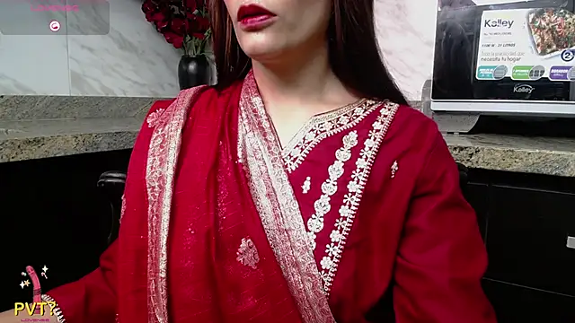 Snapshot of shantala_krisha chatting on 02-16-26, 07:21 shantala krisha online show from 02-16-26, 07:21