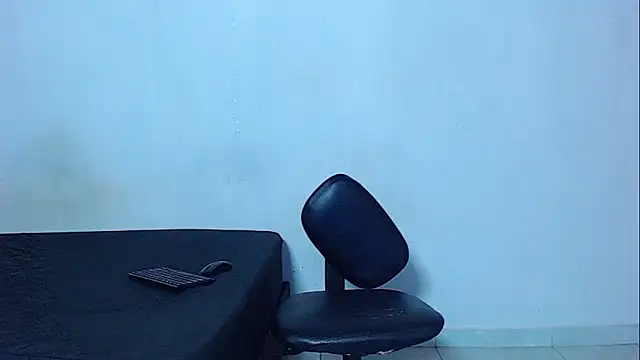 mikecoper 23 online show from 05-10-26, 01:27