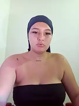 Celeste camila18 online show from 09-19-25, 12:17