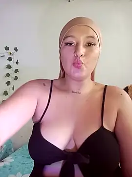 Celeste camila18 online show from 10-25-25, 04:24