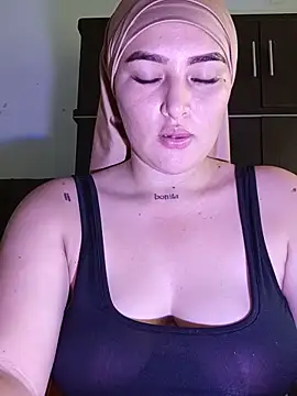 Snapshot of Celeste_camila18 chatting on 05-31-26, 06:04 Celeste camila18 online show from 05-31-26, 06:04