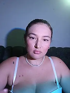 Snapshot of Celeste_camila18 chatting on 07-06-26, 06:32 Celeste camila18 online show from 07-06-26, 06:32