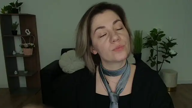 MariaSttone online show from 12-10-24, 11:54