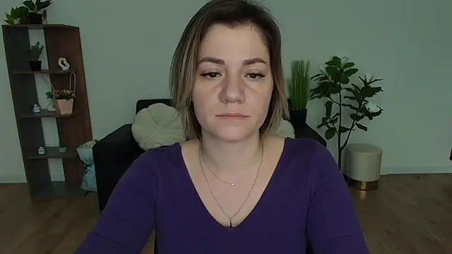 MariaSttone online show from 12-25-24, 01:19