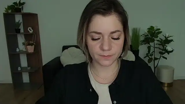 MariaSttone online show from 12-26-24, 02:16