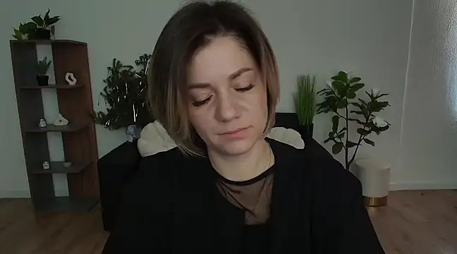 MariaSttone online show from 01-04-25, 10:16