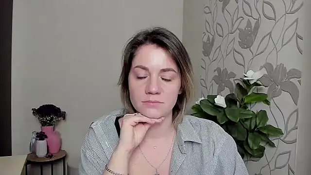 MariaSttone online show from 03-07-25, 02:34