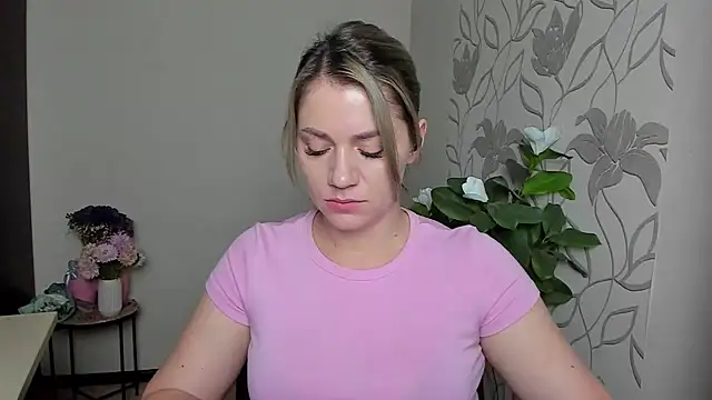 MariaSttone online show from 09-08-25, 04:17