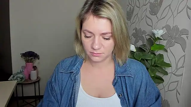 MariaSttone online show from 10-08-25, 10:24